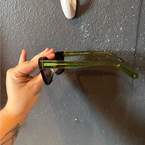 Kate Spade Elegant Black and Dark Green Frame Sunglasses with Case NWOT - Picture 3 of 7